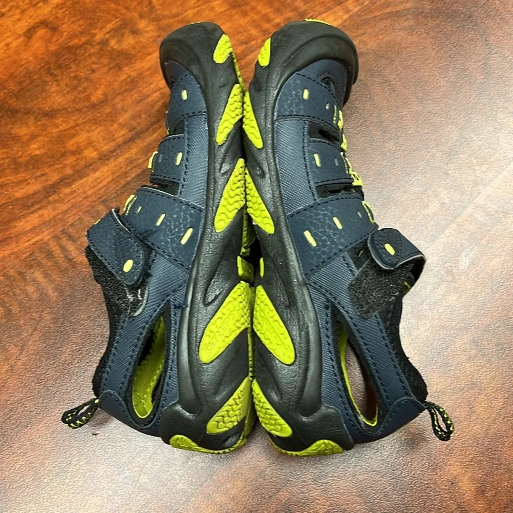 Sperry topsider wet tech sandals